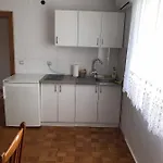 Apartamento Sobe Lara *