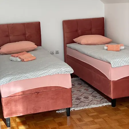 Sobe Lara Διαμέρισμα